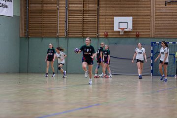 Bild 159 - B-Juniorinnen SV Henstedt-Ulzburg - SG Wittorf / FT Neum�nster : Ergebnis: 19:22